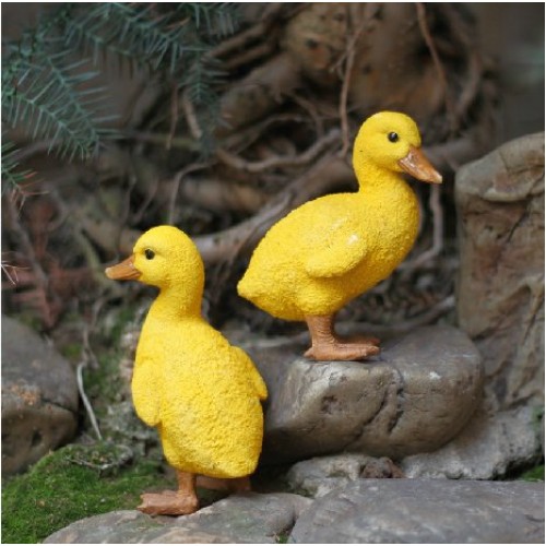 Urparcel Resin Duck Figures Garden Decoration,Outdoor Statue,Yard Decoration (a Pair)